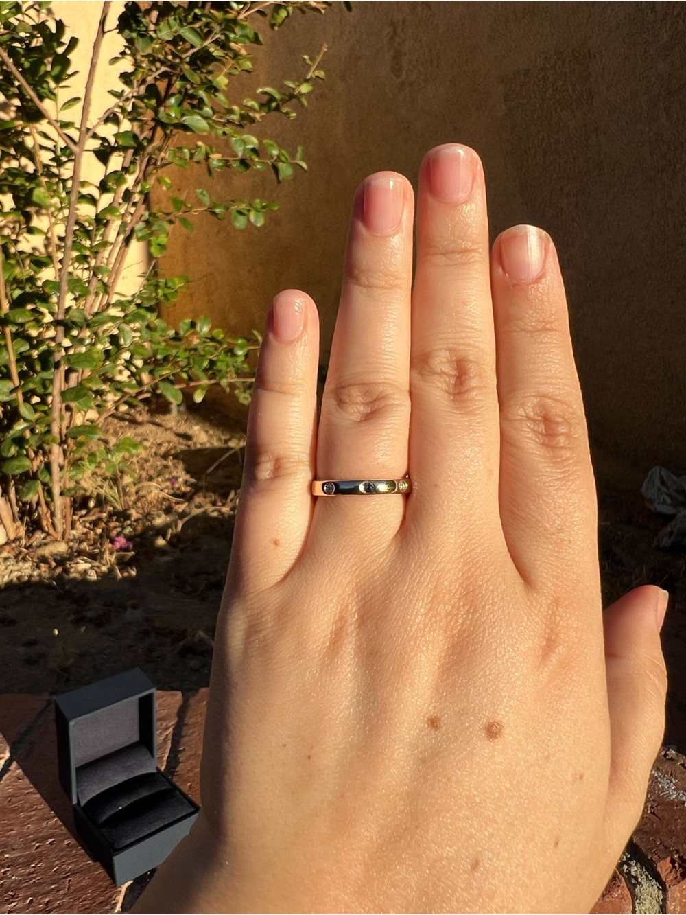 10k Solid Gold Band Ring with sapphire and diamond accents - Picture 7 of 9